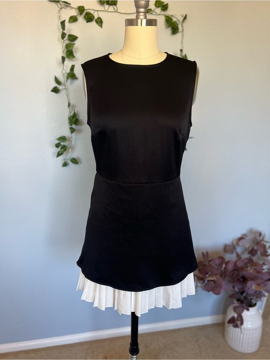 RIHOAS Dresses & Skirts - RIHOAS Coquette Pleated Trim Sleeveless Mini Dress Size S Black White